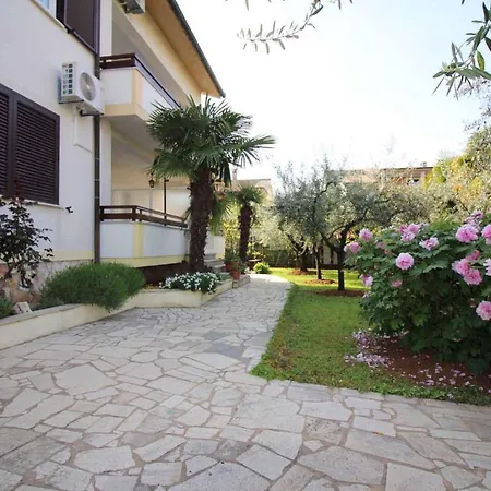 In Porec/istrien 10095 *